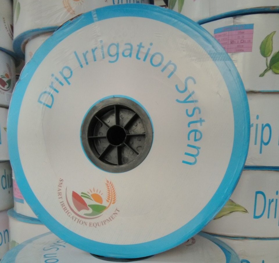 Dây tưới nhỏ giọt 16mm, lỗ cách lỗ 30cm, Trung Quốc